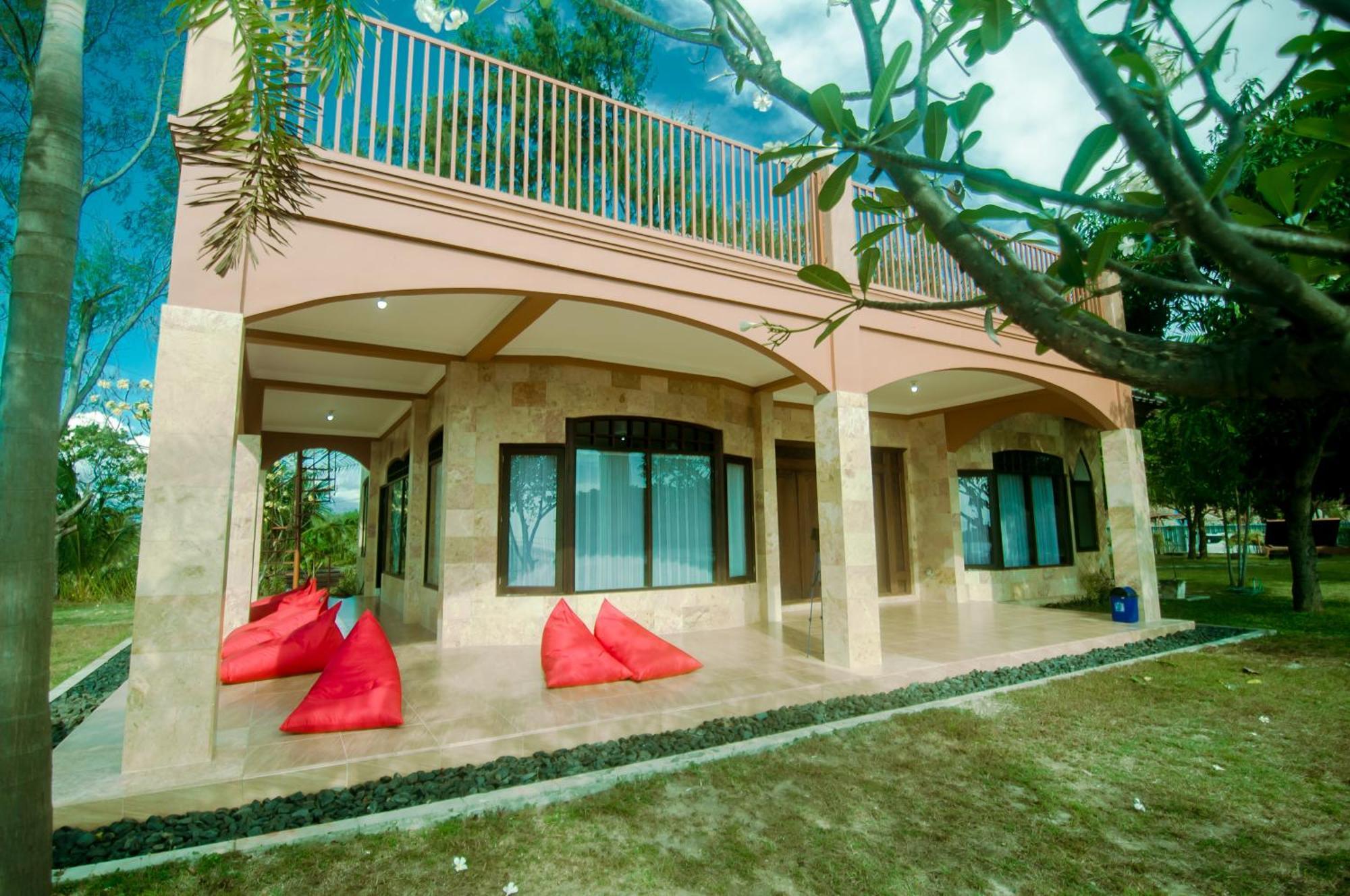 Villa Gili View By Maza Teluknarat Exterior foto